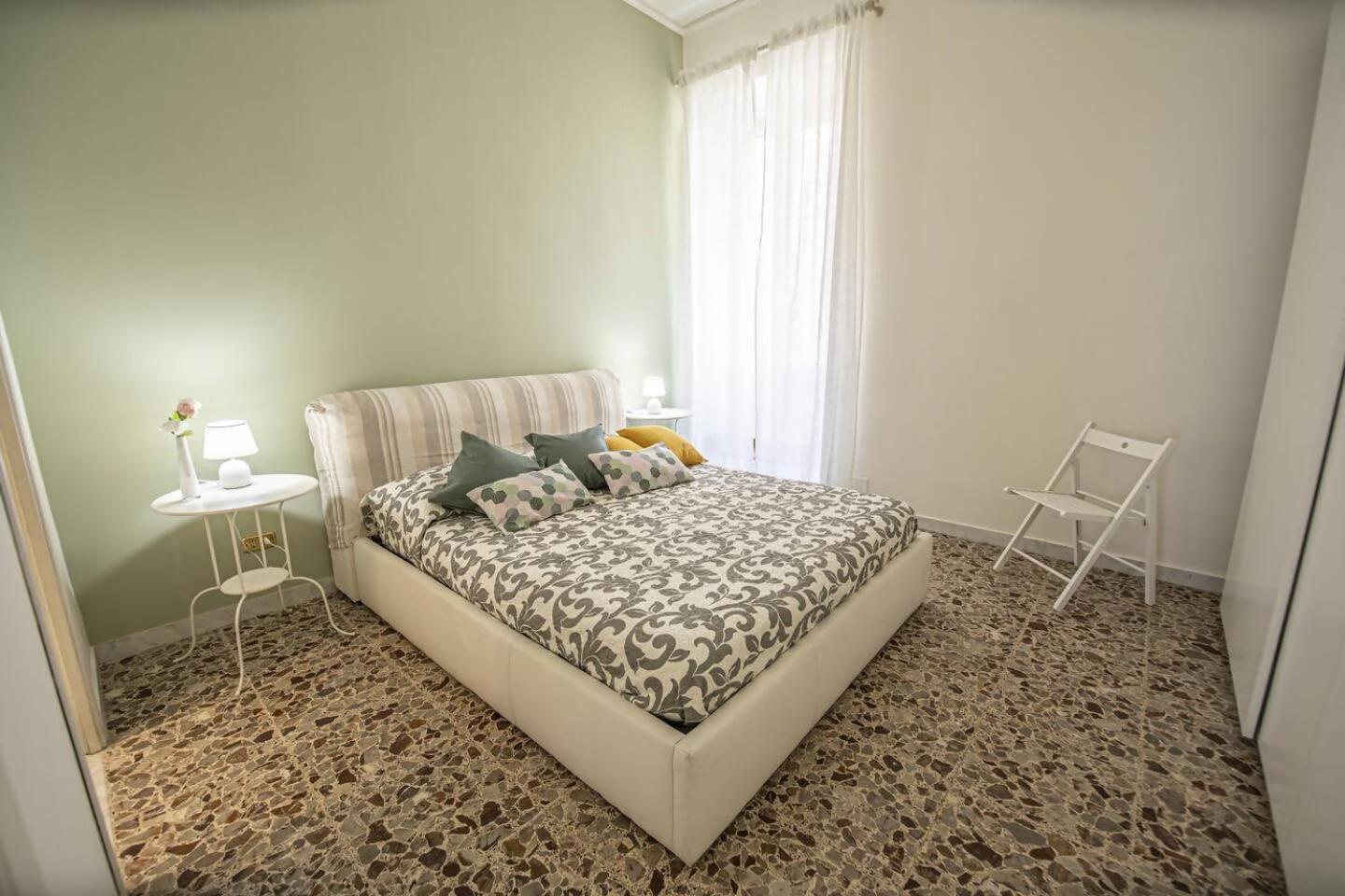 Green Rose Appartamento Nel Cuore Di Roma Bagian luar foto
